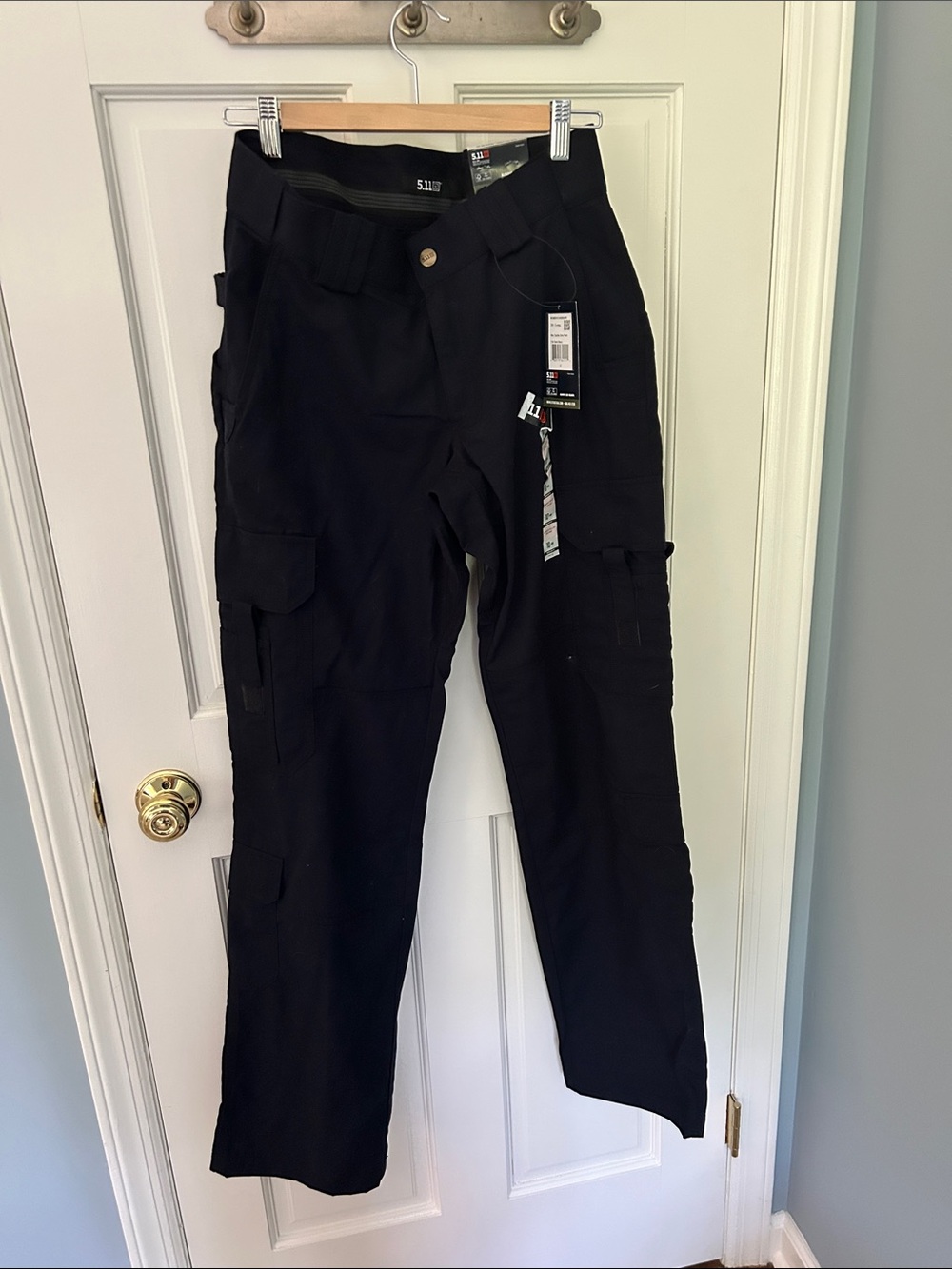 5.11 Tactical EMS  Navy Women’s Cargo Pants Utility Pockets, new with tags. 10L